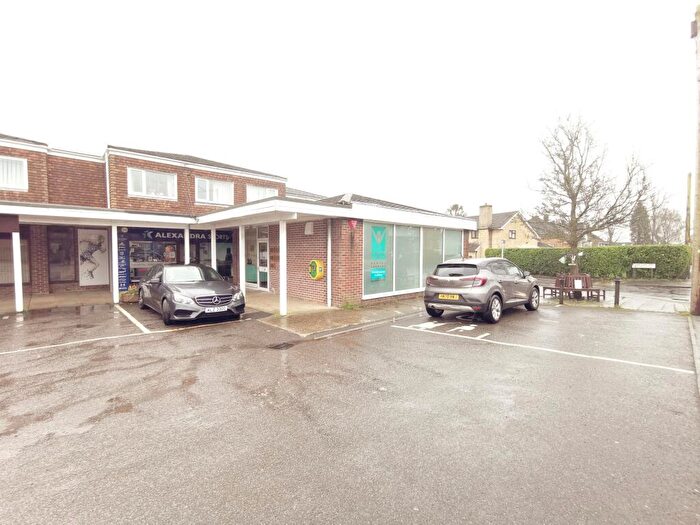 2 Bedroom Apartment To Rent In Olivers Battery Road, Winchester, SO22