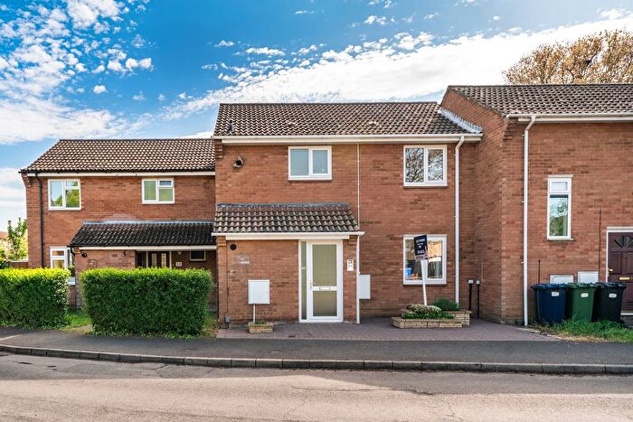 3 Bedroom Terraced House For Sale In Langley Close, St. Ives, PE27