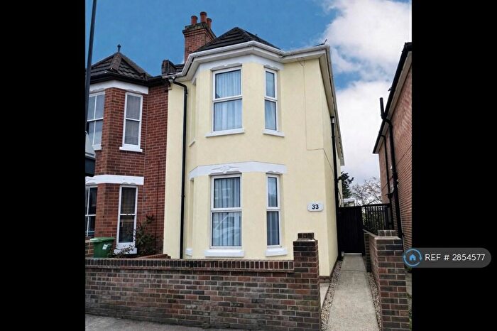 5 Bedroom Semi Detached House To Rent In Malmesbury Road, Southampton, SO15