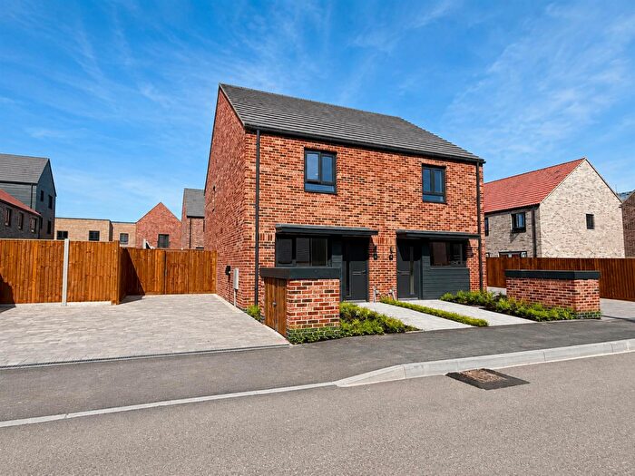 2 Bedroom Semi Detached House To Rent In Springstead Village, Cambridge, CB1