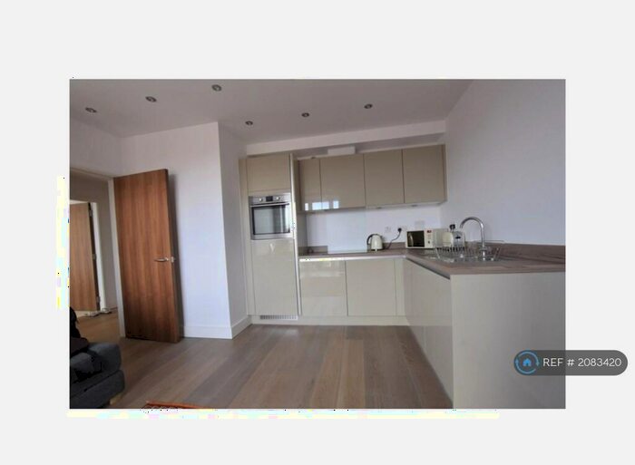 1 Bedroom Flat To Rent In Berwick House, Orpington, BR6