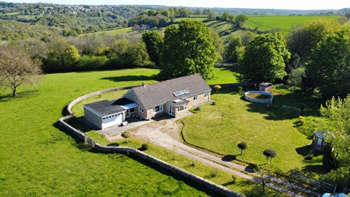 4 Bedroom Bungalow For Sale In Cowcombe Lane, Chalford, Stroud, Gloucestershire, GL6