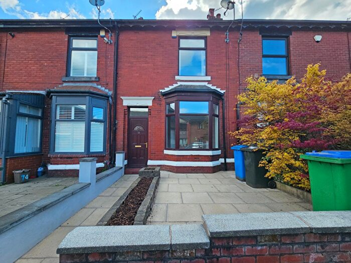 2 Bedroom Terraced House For Sale In Rochdale Road East, Heywood, OL10