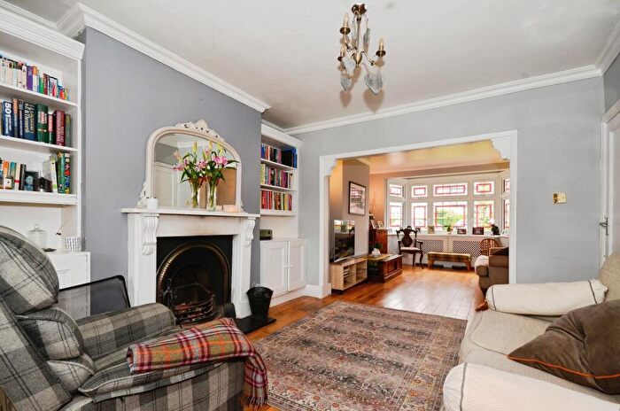 5 Bedroom Semi-Detached House For Sale In Carlton Avenue West, Wembley, HA0