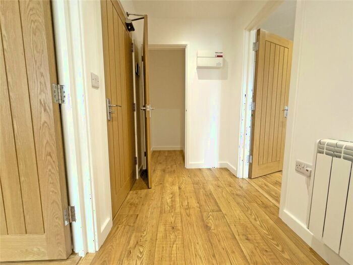 1 Bedroom Penthouse To Rent In East Grinstead, RH19
