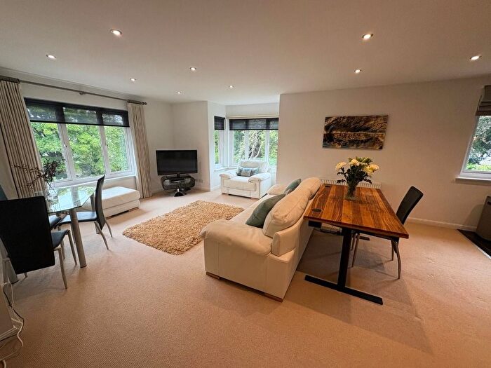 2 Bedroom Flat To Rent In Woodlands Crescent, Cults, Aberdeen, AB15