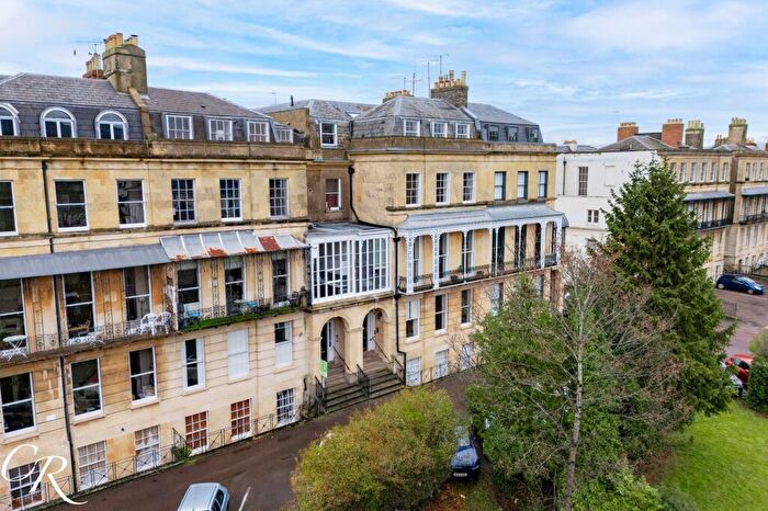 1 Bedroom Flat For Sale In Lansdown Place, Lansdown, GL50