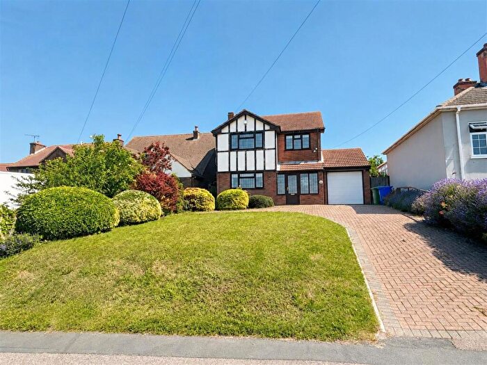 3 Bedroom Detached House For Sale In Wards Hill Road, Minster On Sea, Sheerness, ME12