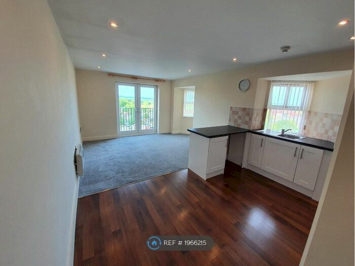 2 Bedroom Flat To Rent In King Edward Street, Normanton, WF6