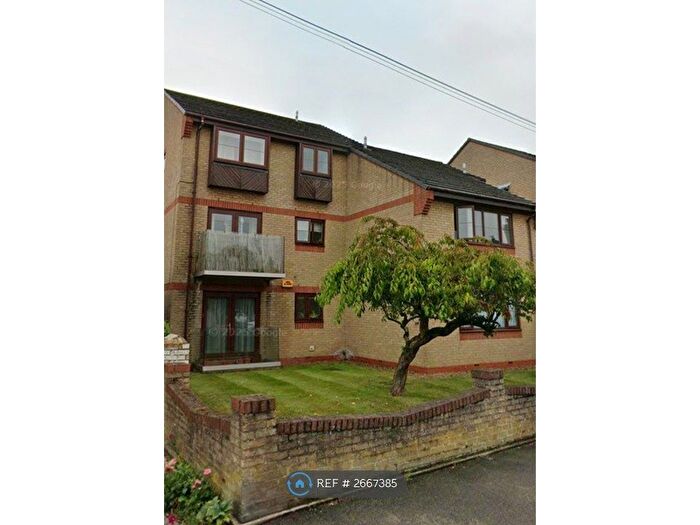 2 Bedroom Flat To Rent In High Street, Arlesey, SG15