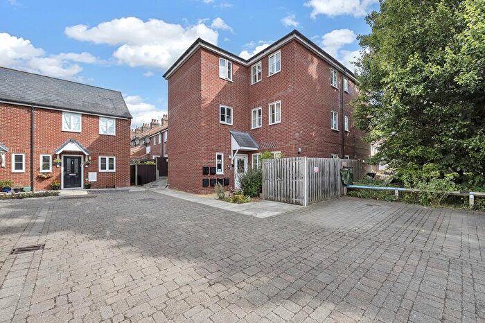 2 Bedroom Flat For Sale In Corsbie Close, Bury St. Edmunds, IP33