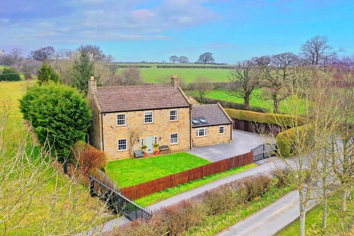 4 Bedroom Detached House For Sale In High Moor Road, North Rigton, LS17