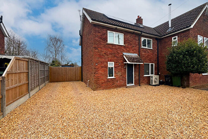3 Bedroom Semi-Detached House For Sale In Pearces Close, Hockwold, IP26