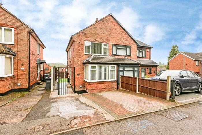 2 Bedroom Semi Detached House For Sale In Ashworth Road, Birmingham, West Midlands, B42