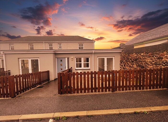 3 Bedroom End Terrace House For Sale In South Terrace, Camborne, TR14