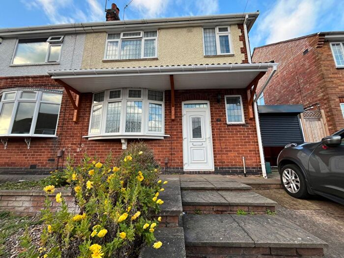 3 Bedroom Semi-Detached House To Rent In Dersingham Road, Leicester, LE4