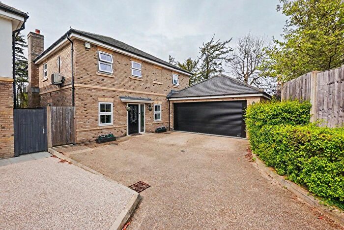 4 Bedroom Detached House For Sale In Milton Grove, Maidstone, ME14