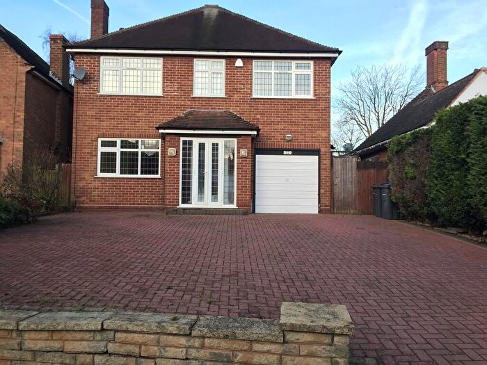 4 Bedroom Detached House To Rent In Bedford Road, Sutton Coldfield, B75