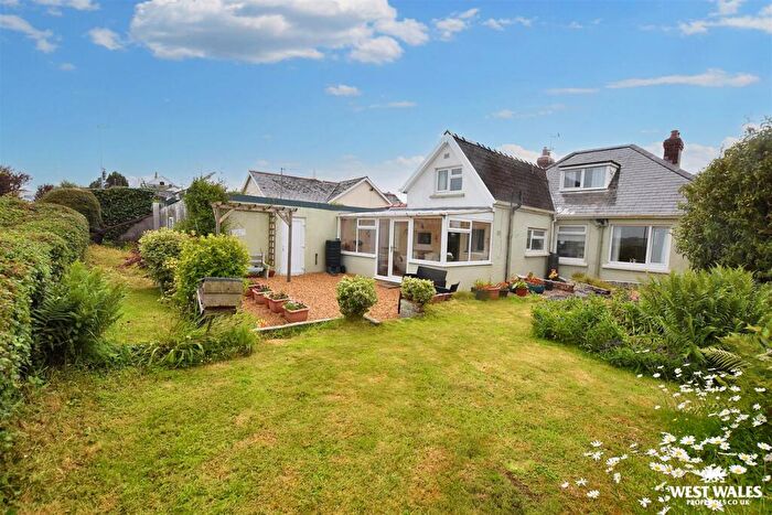 3 Bedroom Detached Bungalow For Sale In Hill Lane, Pentlepoir, SA68