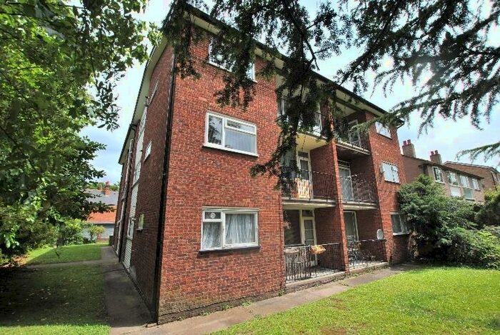 2 Bedroom Flat To Rent In Mayow Road, Forest Hill **Zero Deposit Available**, SE23