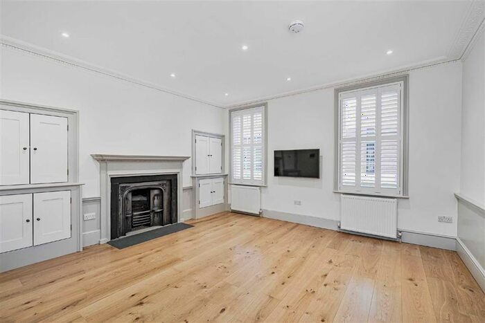 2 Bedroom Property To Rent In Tottenham Street, London, W1T