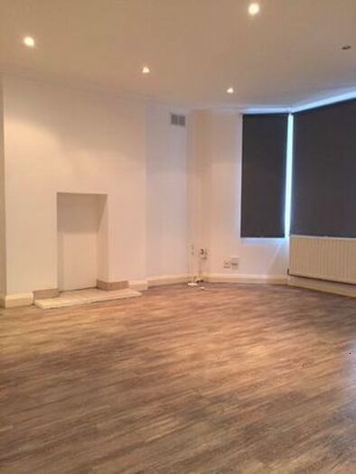 2 Bedroom Flat To Rent In Freeland Road, London, W5