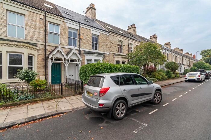 5 Bedroom Terraced House To Rent In Holly Avenue, Jesmond, NE2