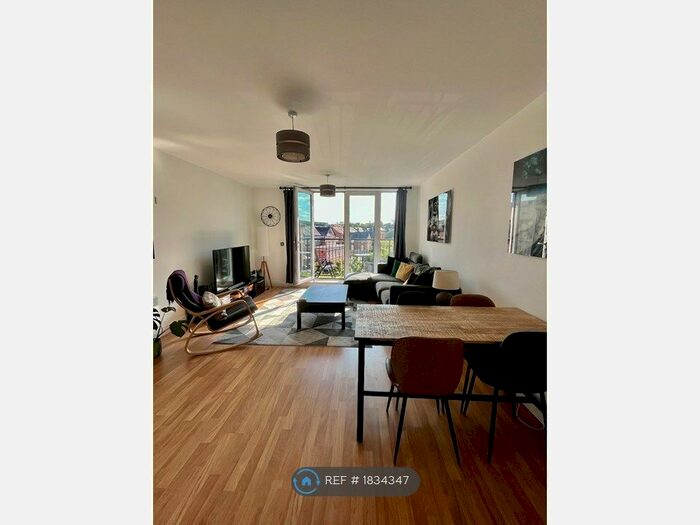 1 Bedroom Flat To Rent In Groby Road, Altrincham, WA14