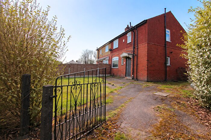 3 Bedroom Semi Detached House For Sale In Grosvenor Street, Bolton, BL4
