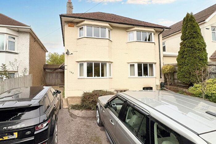 5 Bedroom Detached House For Sale In Bearwood, BH11