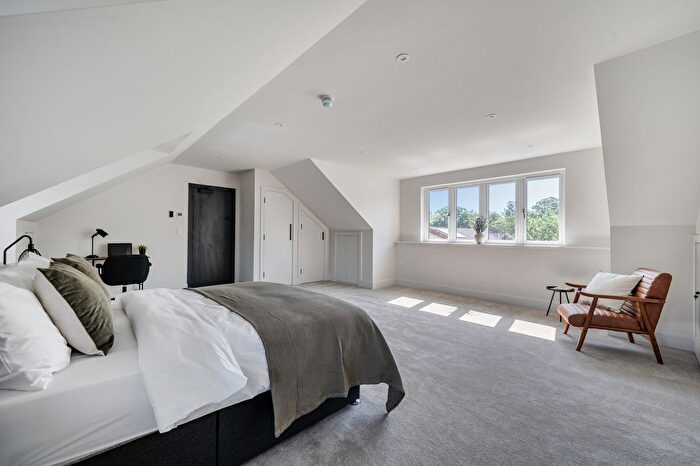 Studio To Rent In Station Approach, Aldershot, Hampshire, GU12