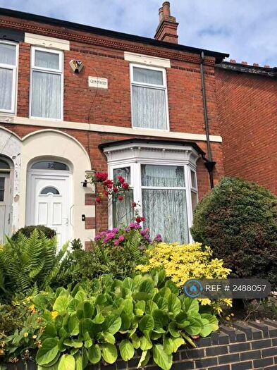 3 Bedroom Semi-Detached House To Rent In Oak Tree Lane, Selly Oak, Birmingham, B29