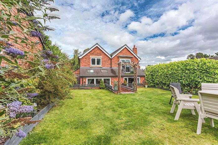 4 Bedroom Detached House For Sale In Ashbourne Road, Mackworth Village, Derby, DE22