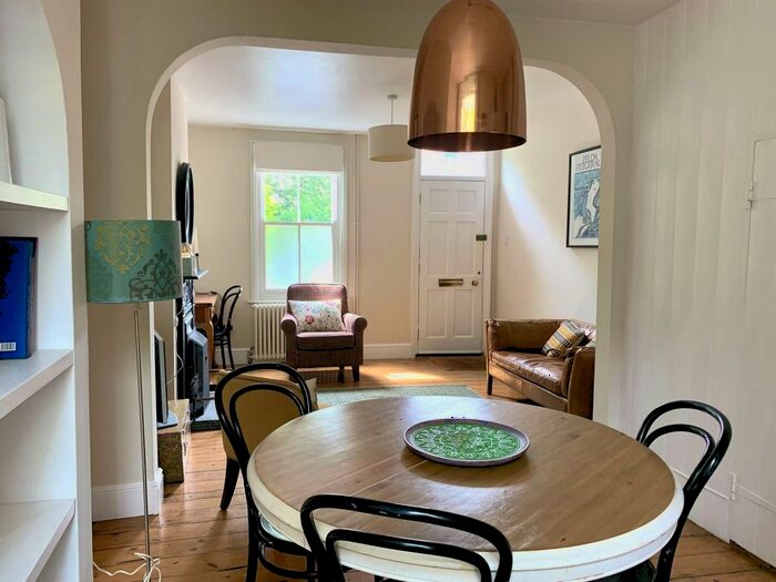 2 Bedroom Flat To Rent In Bermuda Road, Cambridge, CB4