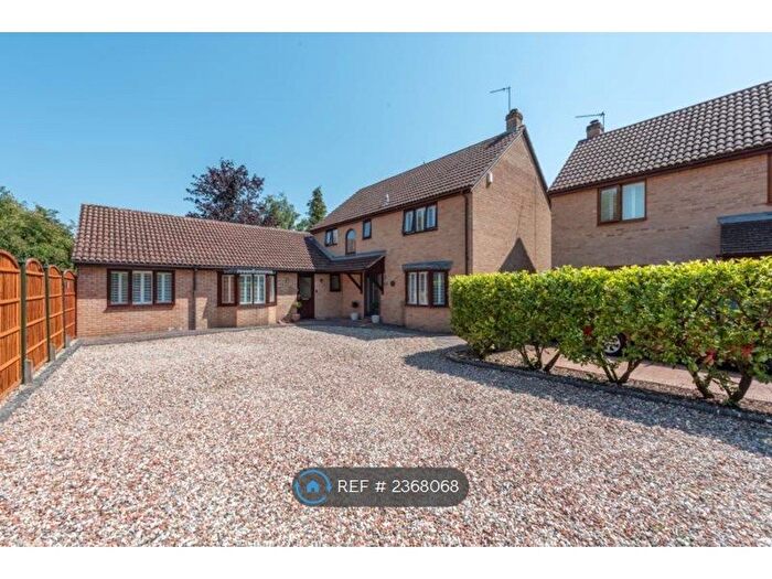 6 Bedroom Detached House To Rent In Long Close, Botley, Oxford, OX2