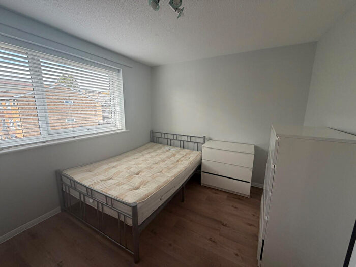 1 Bedroom Terraced House To Rent In Willoughby Mews, N17