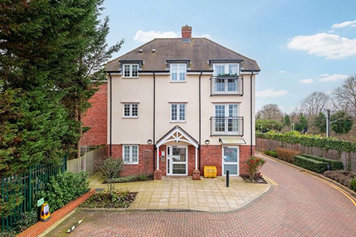 1 Bedroom Flat For Sale In Station Road, Letchworth Garden City, SG6