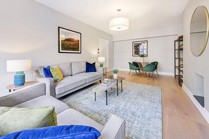 1 Bedroom Flat To Rent In Sloane Street, Knightsbridge, London, SW1X