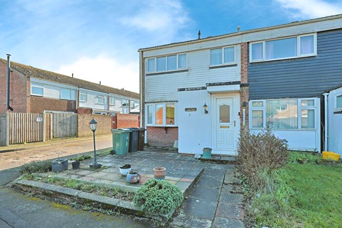 3 Bedroom Semi Detached House For Sale In Lovell Gardens, Watton, Thetford, IP25