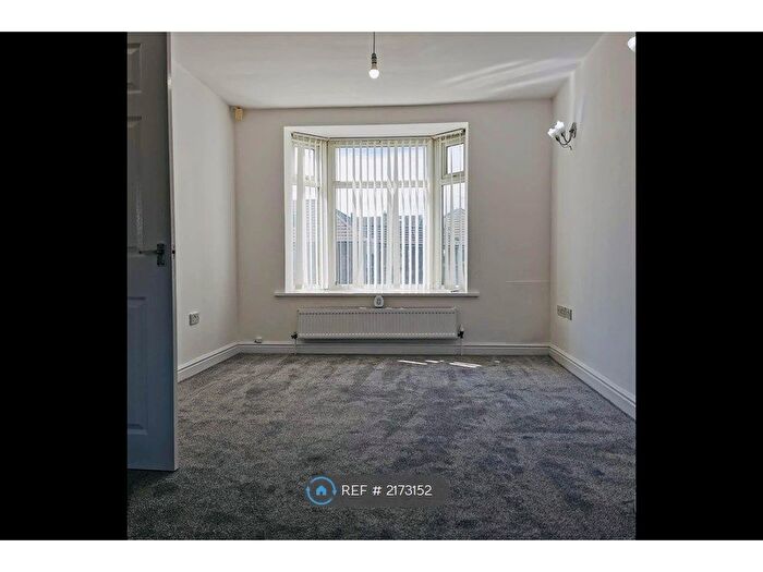 3 Bedroom Terraced House To Rent In Hale Road, Widnes, WA8