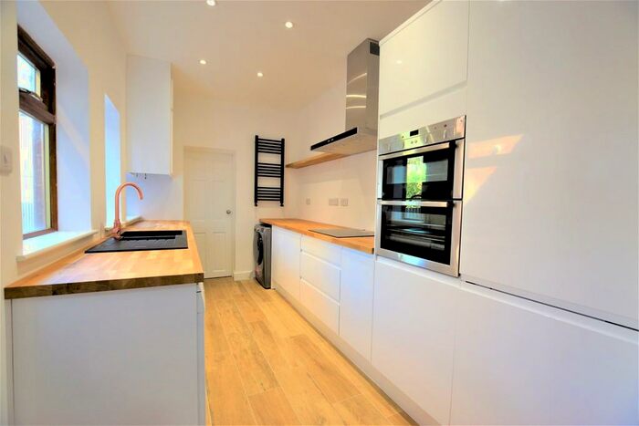 2 Bedroom Terraced House To Rent In Turney Street, Nottingham, NG2