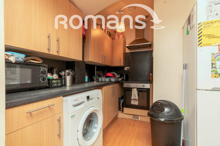 3 Bedroom Apartment To Rent In Gloucester Road, Bristol, BS7