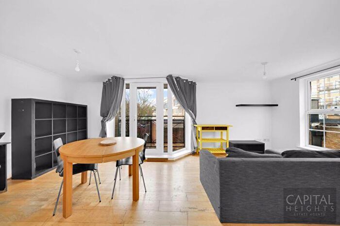 2 Bedroom Apartment To Rent In Foundry Place, London, E1