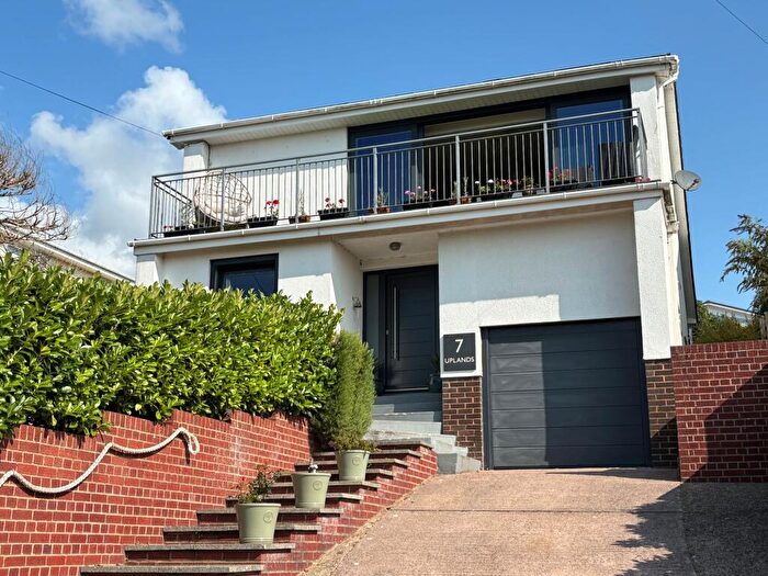 4 Bedroom Detached House For Sale In The Orchard, Holcombe, EX7