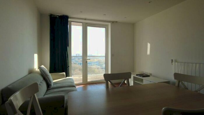 2 Bedroom Apartment To Rent In Duncombe House Victory Parade London, SE18