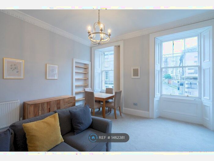 2 Bedroom Flat To Rent In Barony Street, Edinburgh, EH3