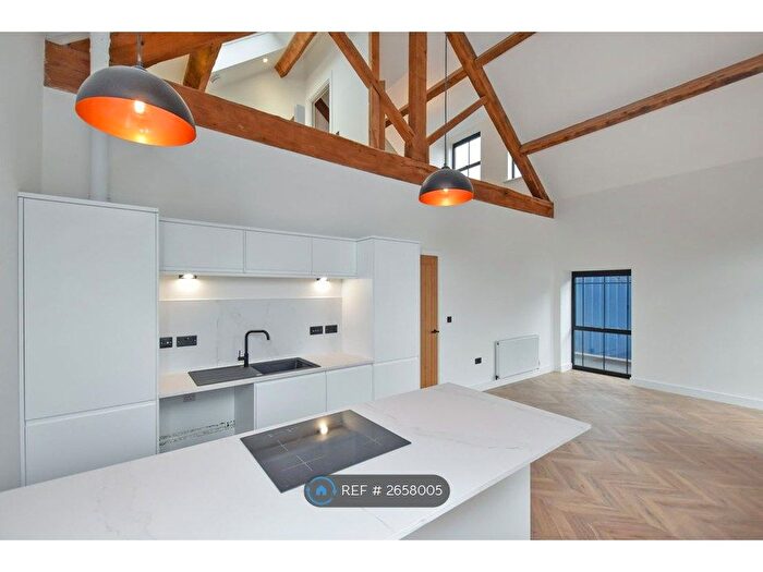 2 Bedroom Flat To Rent In The Old Chapel, Stockton Heath, Warrington, WA4