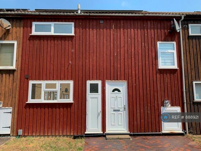 3 Bedroom Terraced House To Rent In Brewerne, Peterborough, PE2