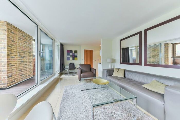 1 Bedroom Apartment To Rent In Axis Court, Tempus Wharf, Shad Thames, SE16