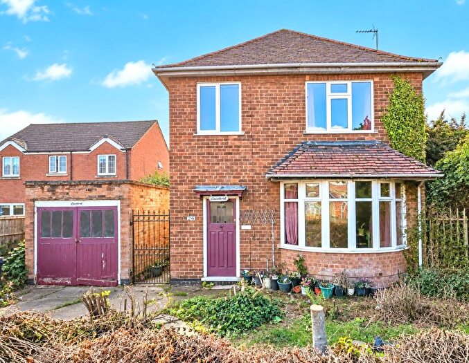 3 Bedroom Detached House For Sale In Shearing Hill, Gedling, Nottingham, NG4